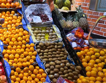 CEFERINO, EL FRUTERO DE BARRIO