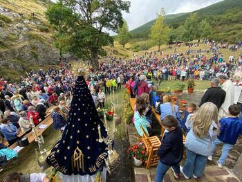 Virgen del Brezo, reina entre las cumbres